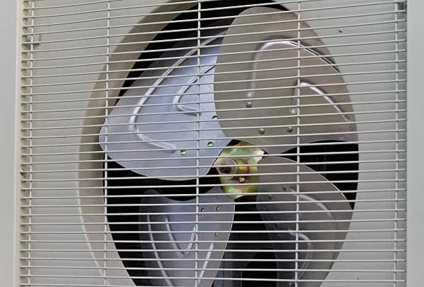 مقاسات مراوح الشفط واستخداماتها المنزلية والصناعية 1 أهمية اختيار القياس الدقيق لمروحة الشفط في الكويت