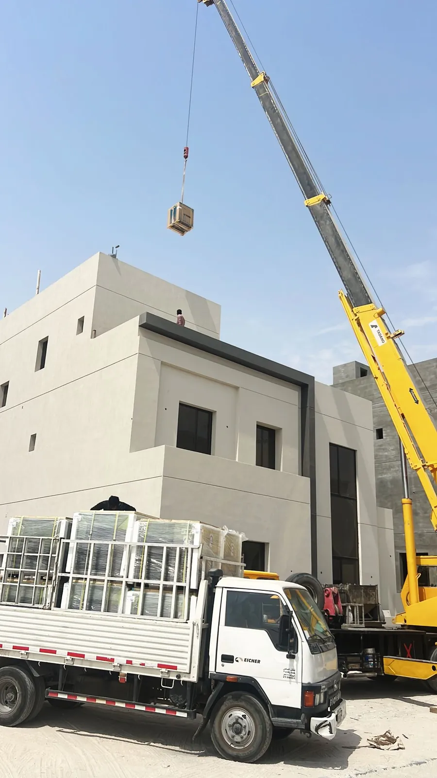 YORK Split AC & Central Ventilation for a Residential Property in Al-Mutlaa — توريد وتركيب تكييف سبلت YORK مع تهوية مركزية لقسيمة في المطلاع