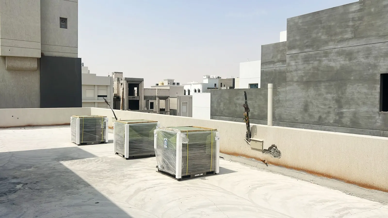 YORK Split AC & Central Ventilation for a Residential Property in Al-Mutlaa — توريد وتركيب تكييف سبلت YORK مع تهوية مركزية لقسيمة في المطلاع