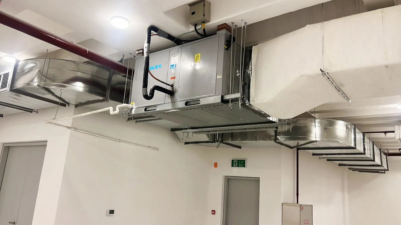 Rectangular HVAC Ductwork & Cassette Units for a Large Commercial Building – Kuwait — تركيب دكت مستطيل ووحدات كاسيت لمبنى تجاري كبير – الكويت