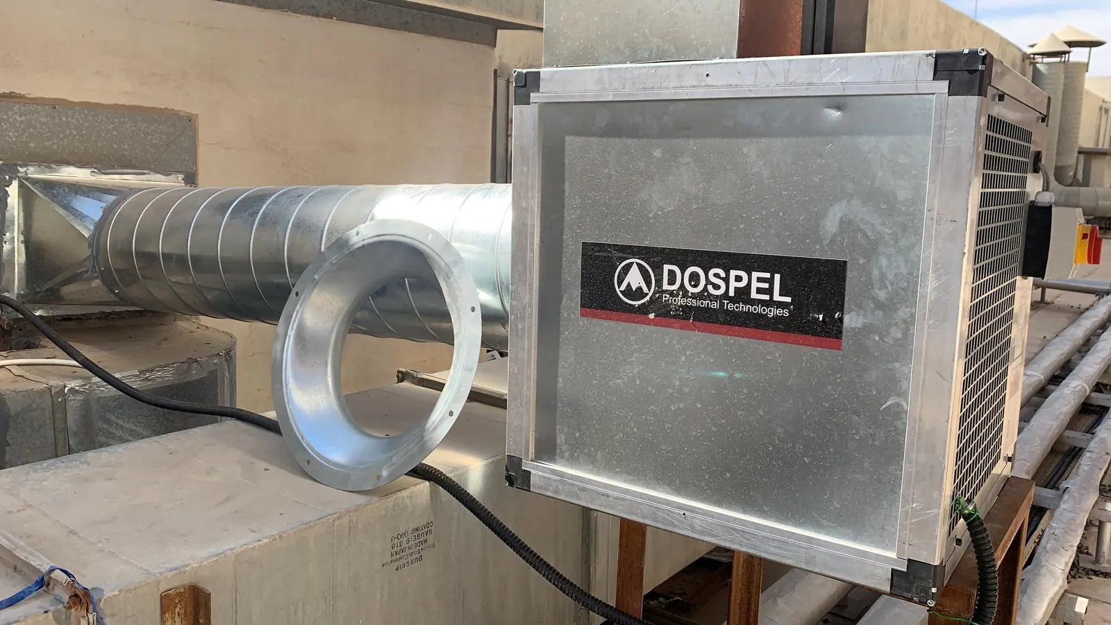 Kitchen Hood & Ventilation System for a Restaurant at The Avenues – Shuwaikh — تركيب شفاط مطبخ ومنظومة تهوية لمطعم في مجمع الأفنيوس – الشويخ