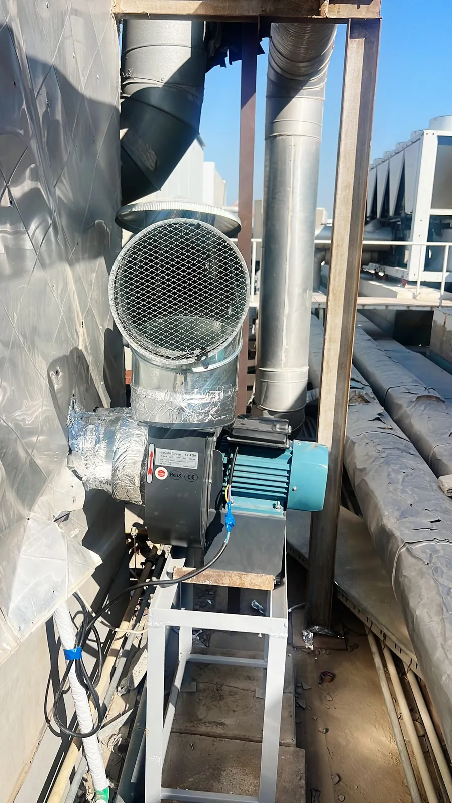 Restaurant Ventilation Fan Replacement & Exhaust Upgrade – Capital Area — استبدال مروحة تهوية وتطوير نظام شفط مطعم في مجمع تجاري – العاصمة